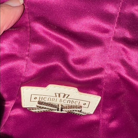 Excellent Condition Henri Bendel Purple Pleated Sparkle Patent Clutch Bag - Picture 4 of 10